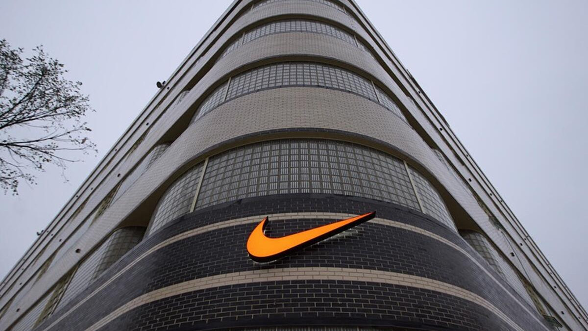 Nike відправила співробітників на тижневу оплачувану відпустку через ризик вигоряння - фото 1