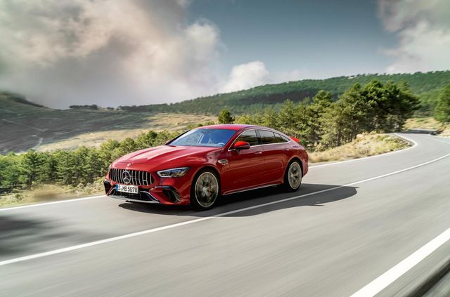 Представлено найпотужніший Mercedes-AMG з двигуном на 843 'конячки' - фото 474791