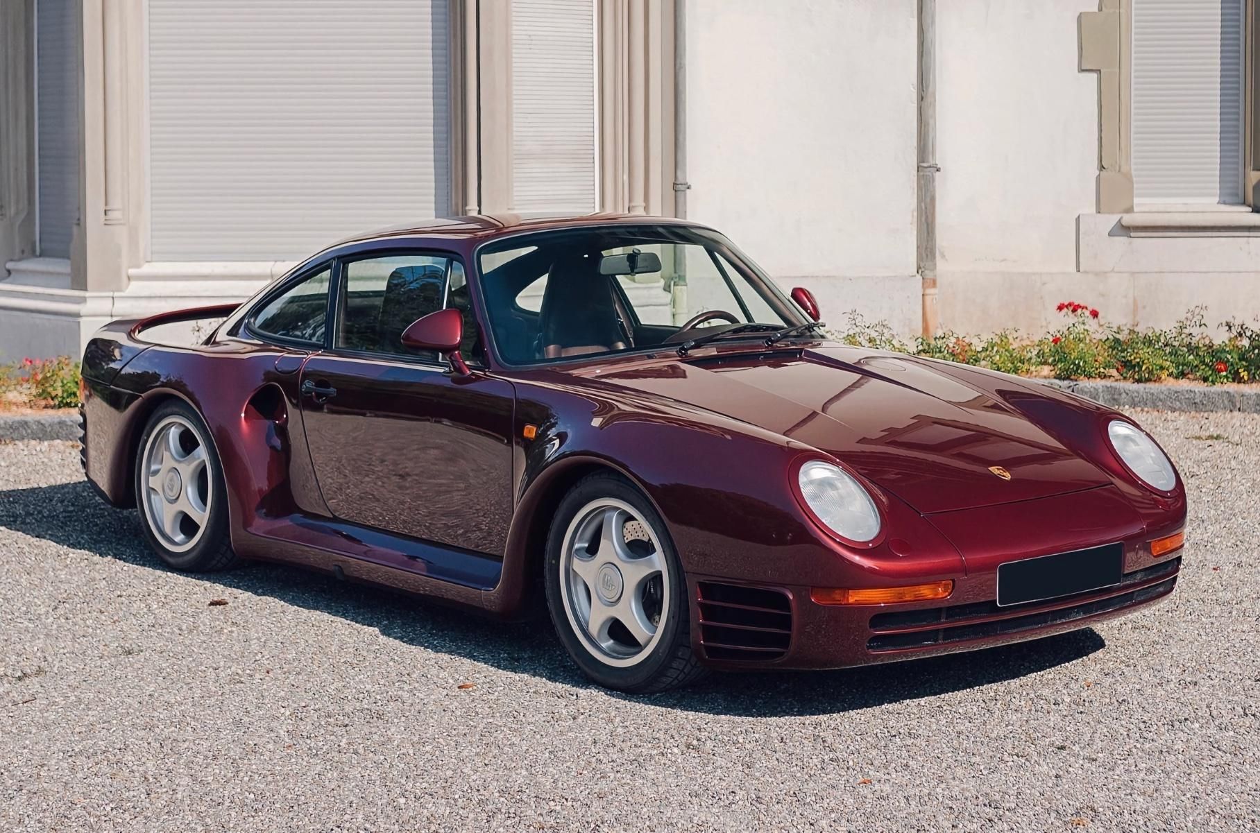 Автомобіль 30 років тому купила королівська сім'я Катару - фото 1