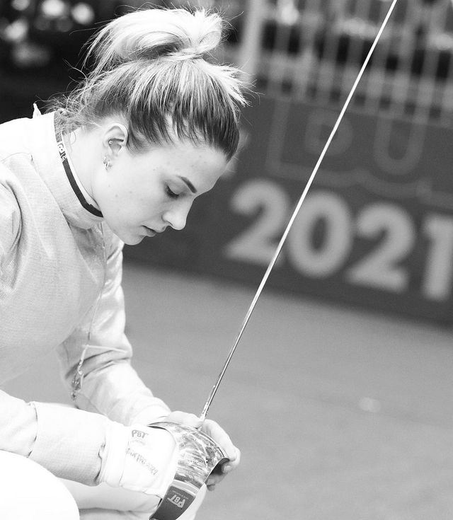 Найгарячіші образи Ольги Харлан за всю кар'єру: добірка фото іменинниці (18+) - фото 475330