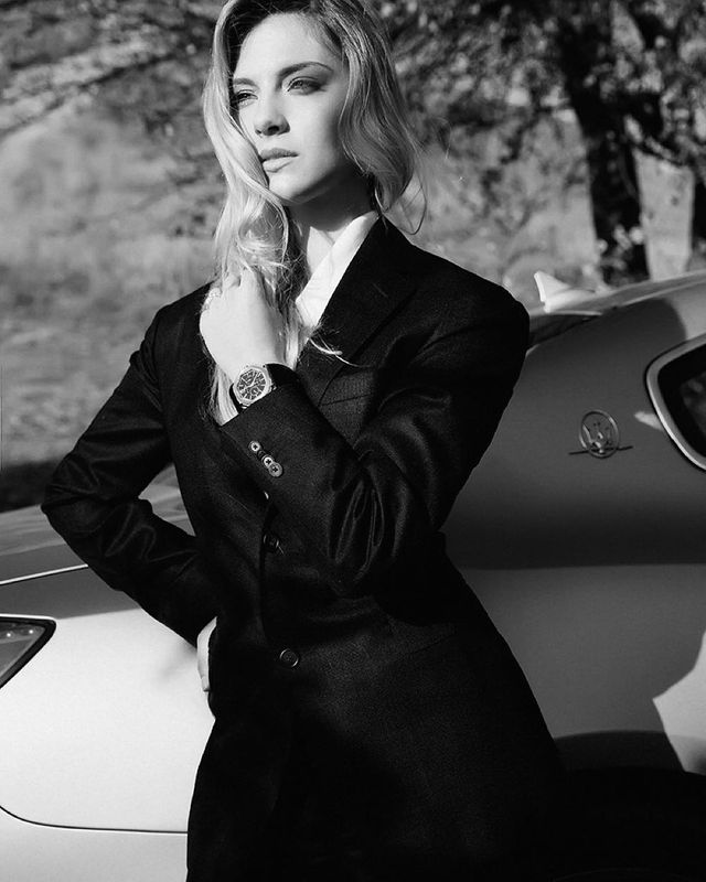 Найгарячіші образи Ольги Харлан за всю кар'єру: добірка фото іменинниці (18+) - фото 475342