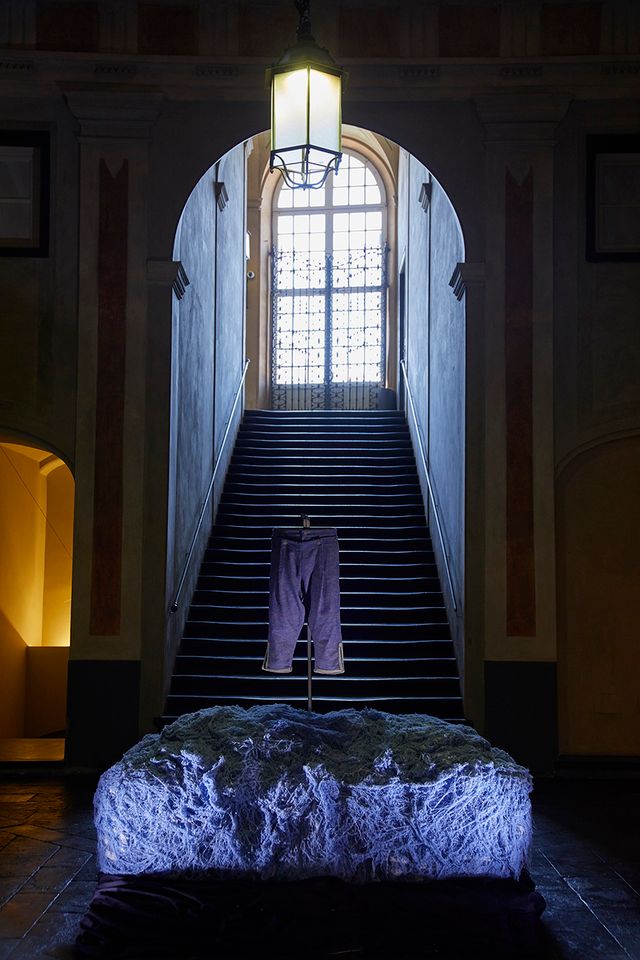 Diesel відтворили найстарішу джинсову тканину в історії - фото 475612