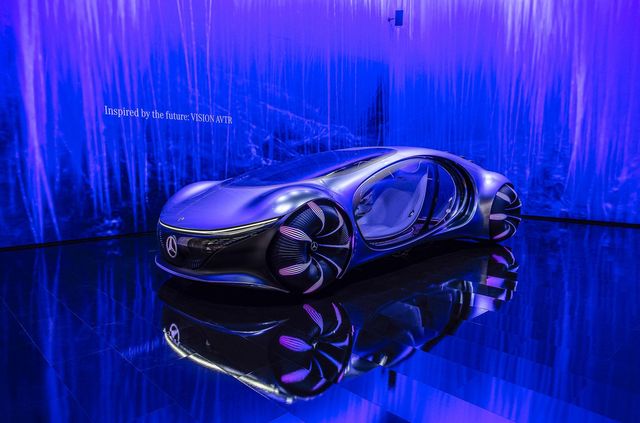 Революційний електрокар Mercedes-Benz Vision AVTR навчився читати думки - фото 475870