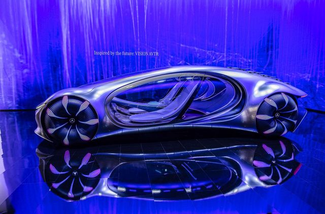 Революційний електрокар Mercedes-Benz Vision AVTR навчився читати думки - фото 475873