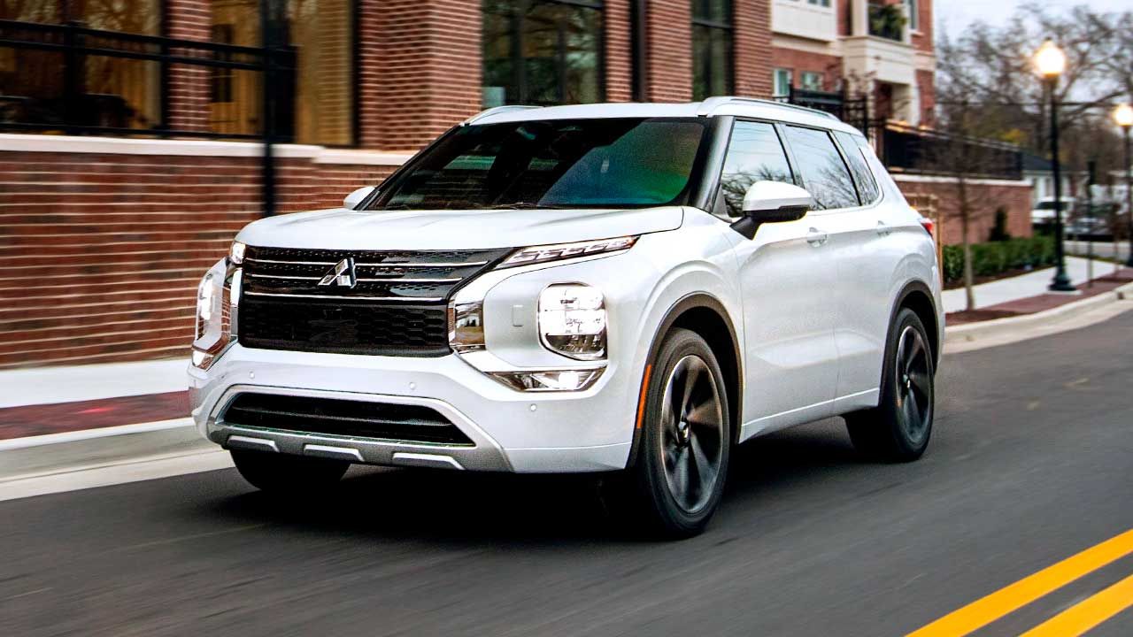 Новий Mitsubishi Outlander вразив експертів: він отримав найвищу оцінку за безпеку
