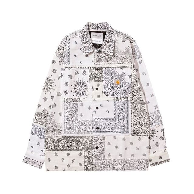 Бренд сучасного вуличного одягу зшив куртки з бандан - фото 476129