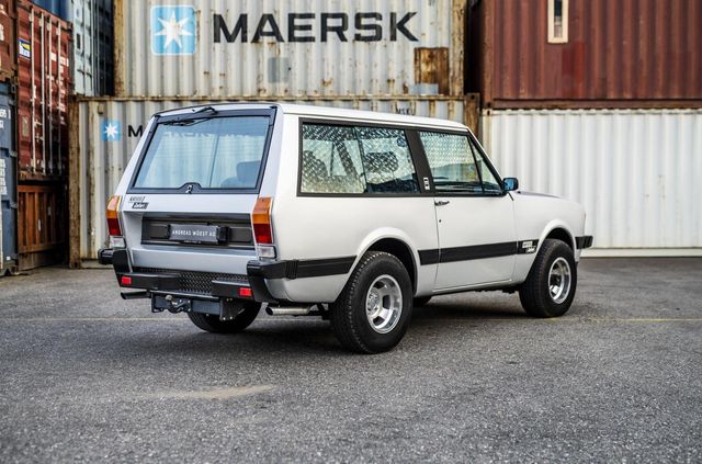 Рідкісний швейцарський позашляховик Monteverdi Safari виставили на продаж - фото 476523