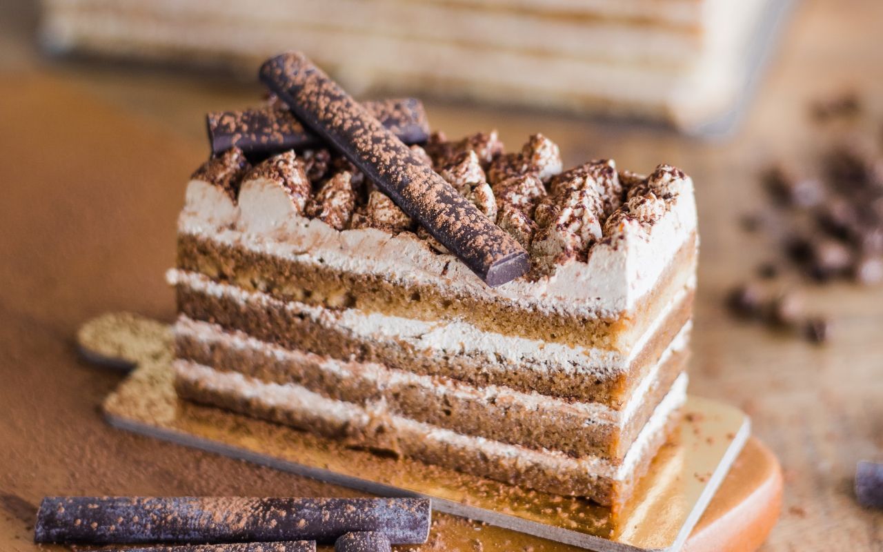 У Німеччині знайшли торт, який спекли ще у 1942 році: як йому вдалося зберегтися