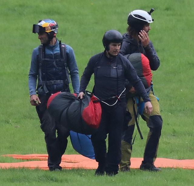 Через трюк Тома Круза для Місії нездійсненної знепритомніло стадо корів - фото 476907