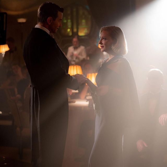 Алея кошмарів: дивіться кадри з фільму з незрівнянною Кейт Бланшетт - фото 477113