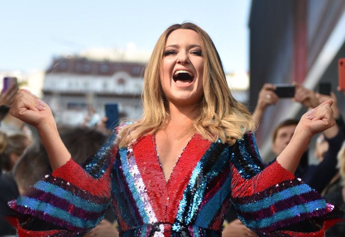 Наталя Могилевська у сукні з декольте похвалилася результатами схуднення