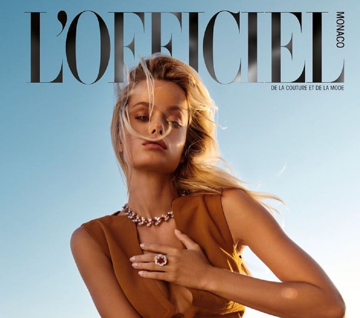 Зваблива модель Фріда Аасен захопила новими фото