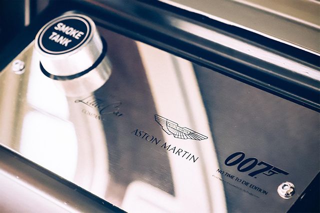 У мережі показали дитячий Aston Martin DB5, який би підійшов для сина Джеймса Бонда - фото 477741