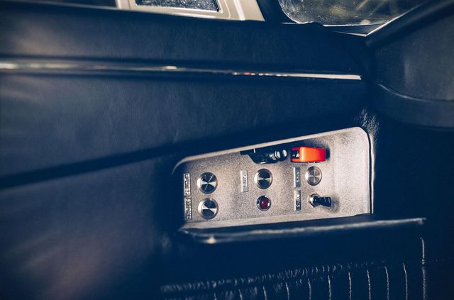 У мережі показали дитячий Aston Martin DB5, який би підійшов для сина Джеймса Бонда - фото 477749