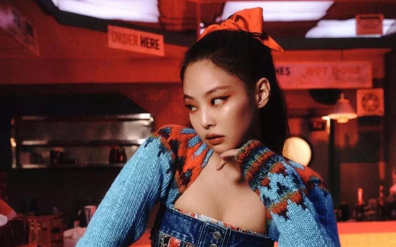 Дженні з Blackpink знялася у рекламі Chanel - фото 1