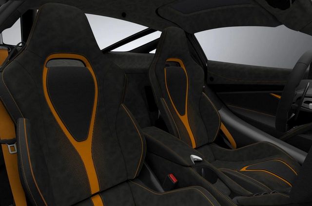 McLaren присвятив нову спецверсію 720S гонщику Формули-1 - фото 478272