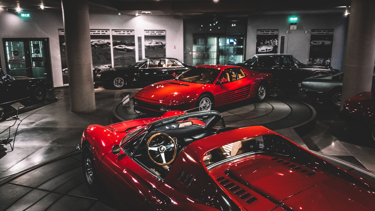 Джонні Айв і Ferrari уклали багаторічну угоду - фото 1