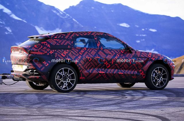 Шпигунам вдалося зняти потужний кросовер Aston Martin DBX - фото 478705