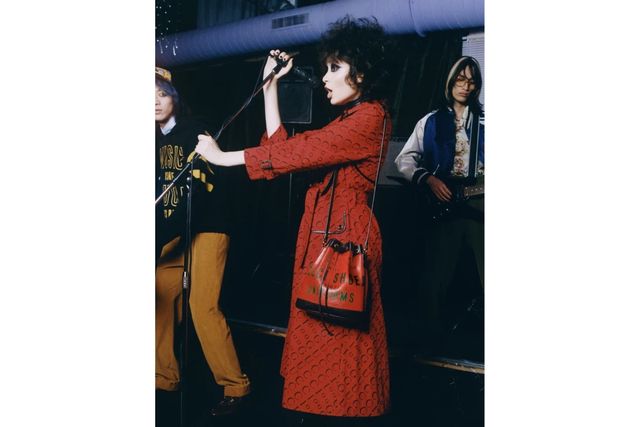 Gucci присвятив кампанію своєї ювілейної колекції музиці: стильні фото та відео - фото 479010