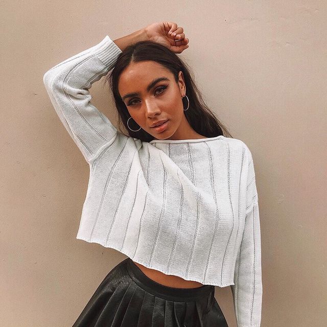 Тепла осінь 2021: найактуальніші светри сезону - фото 479497