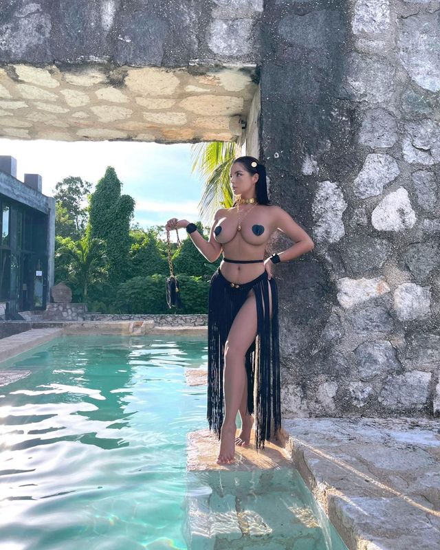 instagram.com/demirose - фото 479871