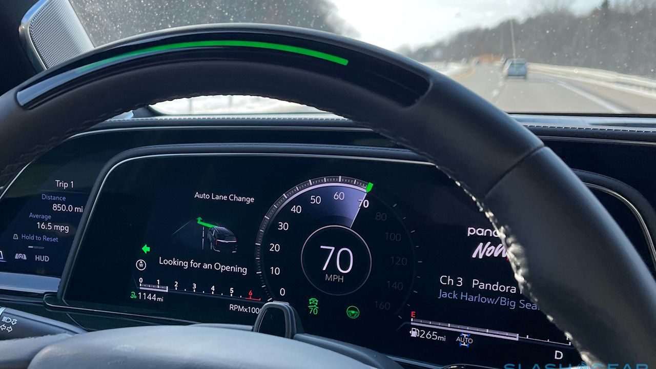 Працює у 95% сценаріїв: General Motors представив новий автопілот