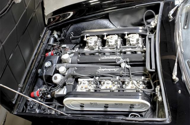 На торги виставили рідкісний 54-річний Lamborghini: у чому його особливість - фото 480134