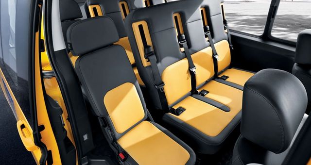 Мінівен Hyundai Staria перетворили у компактний шкільний автобус - фото 480461