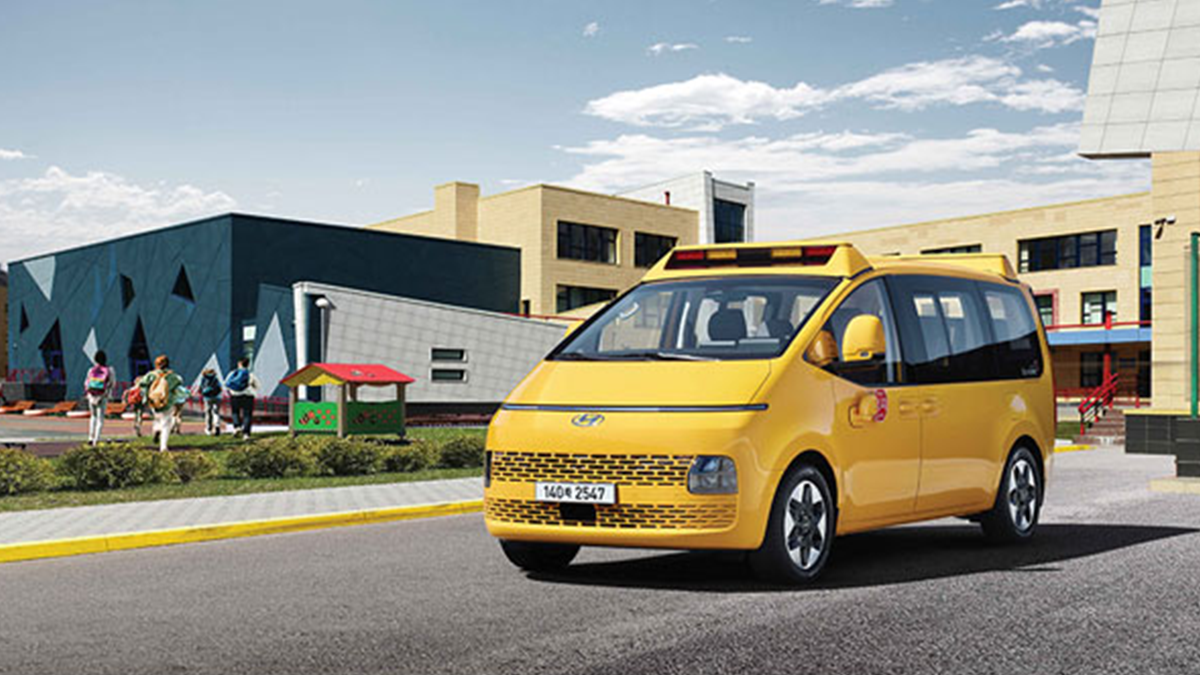 Мінівен Hyundai Staria - фото 1