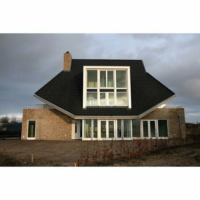 Жахливі будинки у Нідерландах, які викликають подив: яскраві фото - фото 480803