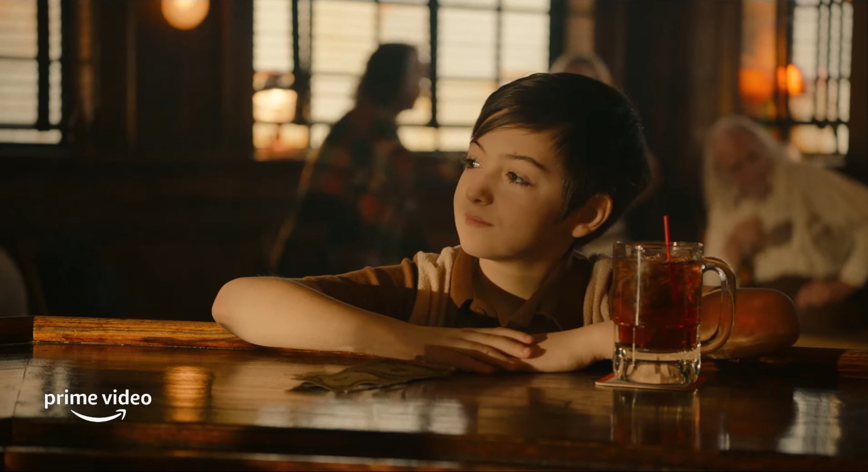 Ніжний бар: дивіться трейлер нового фільму Джорджа Клуні