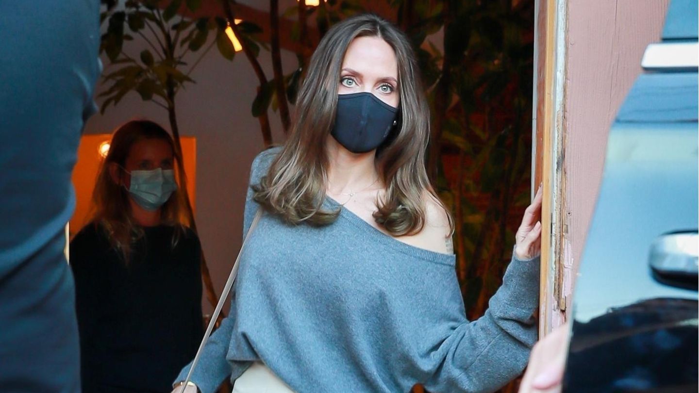 Джолі - фото 1