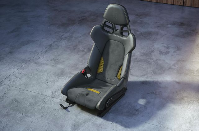 До чого дійшов прогрес: Porsche почала друкувати сидіння на 3D-принтері - фото 481096