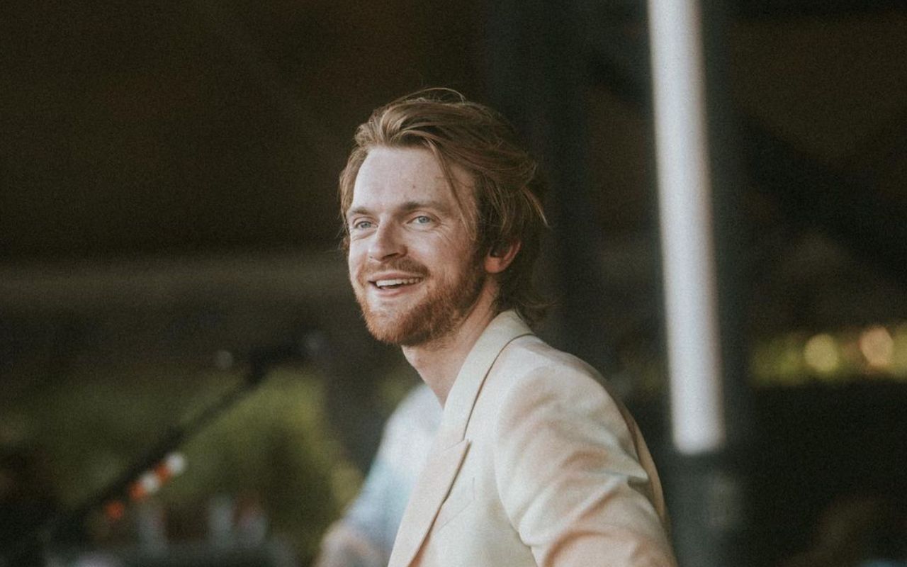 Брат Біллі Айліш випустив дебютний альбом - фото 1