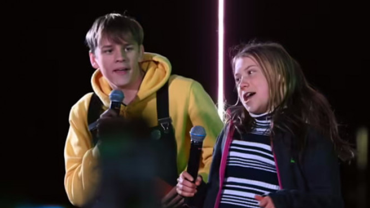 Грета Тунберг заспівала вірусний хіт 80-х на кліматичному заході: веселе відео