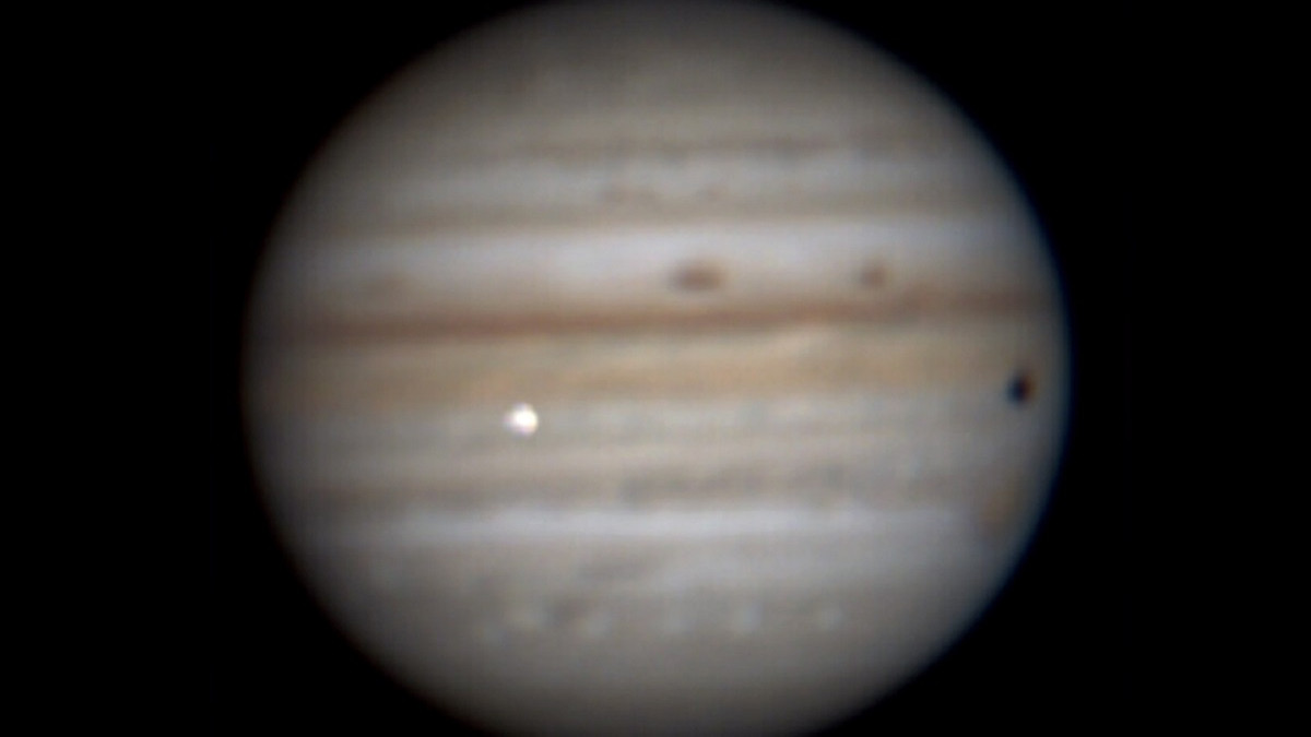 Спалах на Юпітері - фото 1