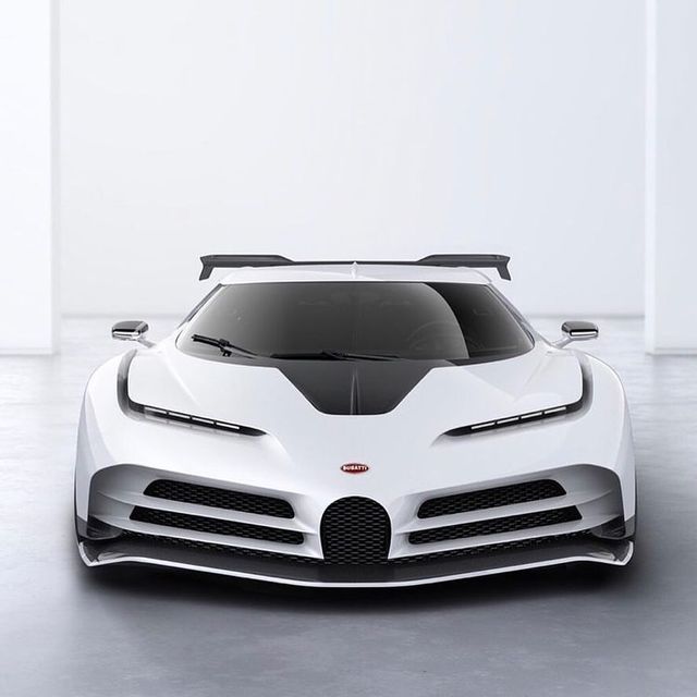 Кріштіану Роналду купив собі ультрарідкісний Bugatti за 10 мільйонів євро: фото - фото 481874