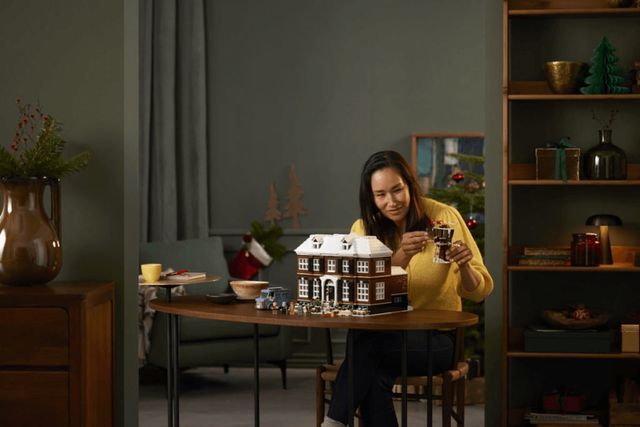 LEGO представила величезний конструктор по фільму Сам вдома - фото 481896