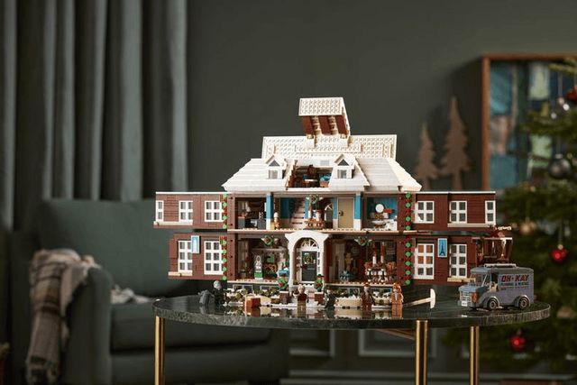 LEGO представила величезний конструктор по фільму Сам вдома - фото 481898