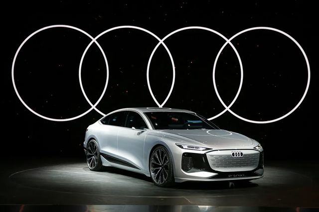 Audi- фото 482009