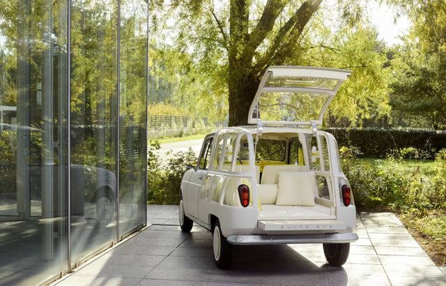 Електричний хетчбек Renault 4 отримав прозорий кузов - фото 482226