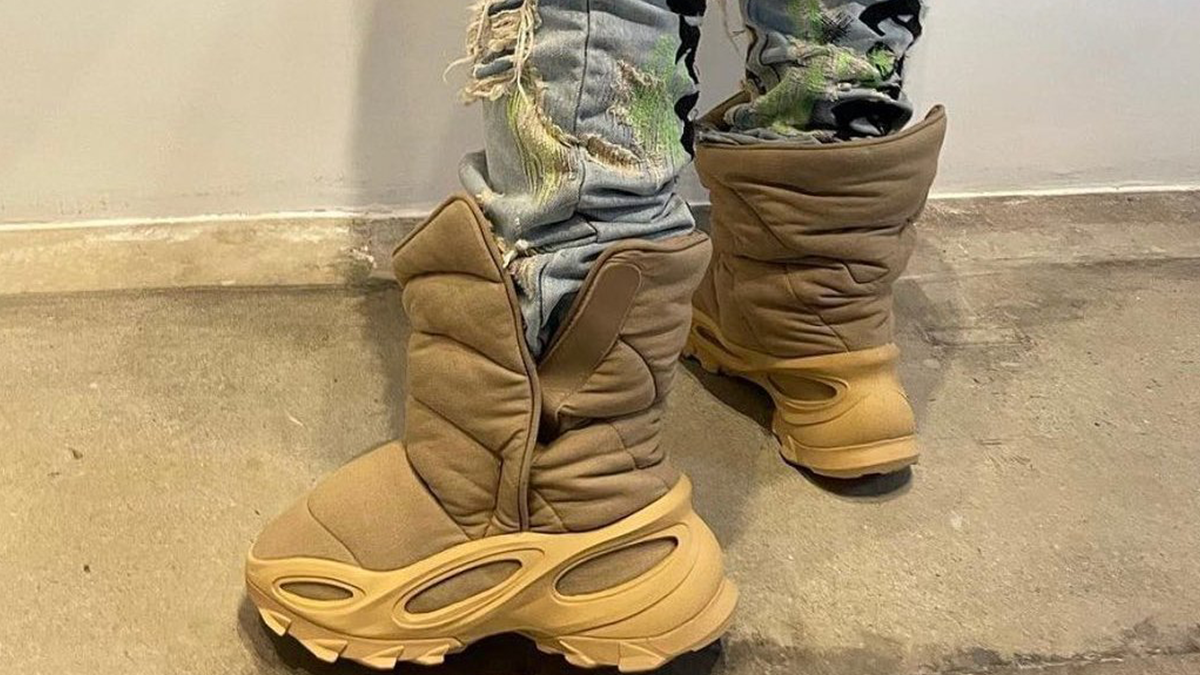 Модель YZY NSLTD BT - фото 1