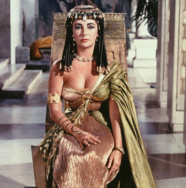 2 листопада 2021 – яке сьогодні свято: традиції, заборони і прикмети - фото 482567