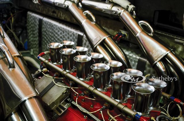 Гоночний катер з двома моторами Lamborghini пустять з молотка - фото 482623