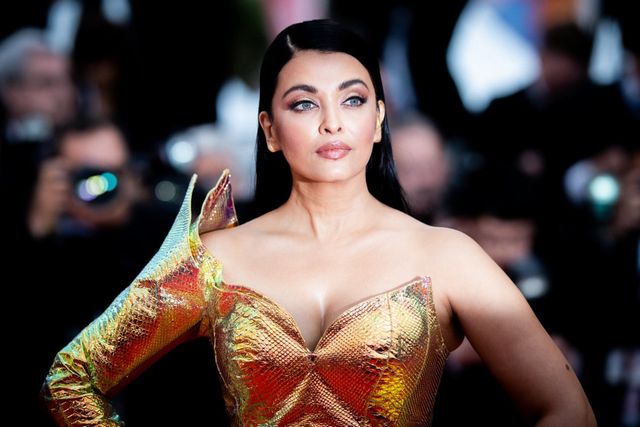 Найгарячіші образи Айшварії Рай за всю кар'єру: добірка фото іменинниці (18+) - фото 482670