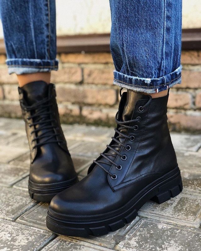 Модне взуття на низькому ходу для осені 2021 - фото 482707