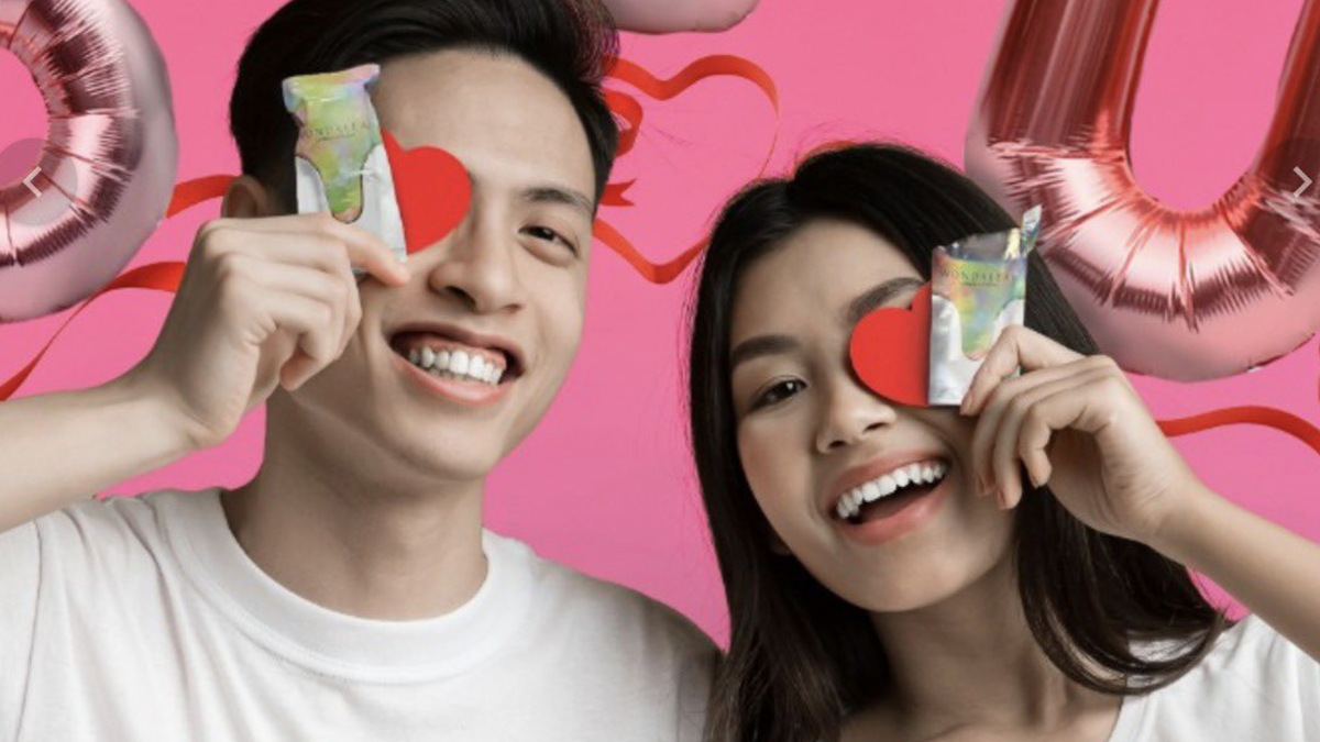 У Малайзії гінеколог створив перший у світі унісекс-презерватив