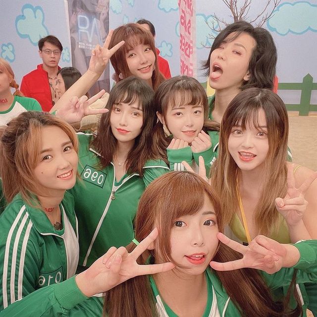 Гра в кальмара 18+: за мотивами популярного серіалу зняли порно – перші кадри - фото 482782