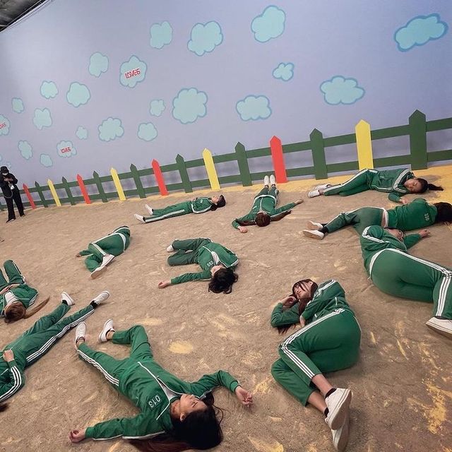 Гра в кальмара 18+: за мотивами популярного серіалу зняли порно – перші кадри - фото 482783