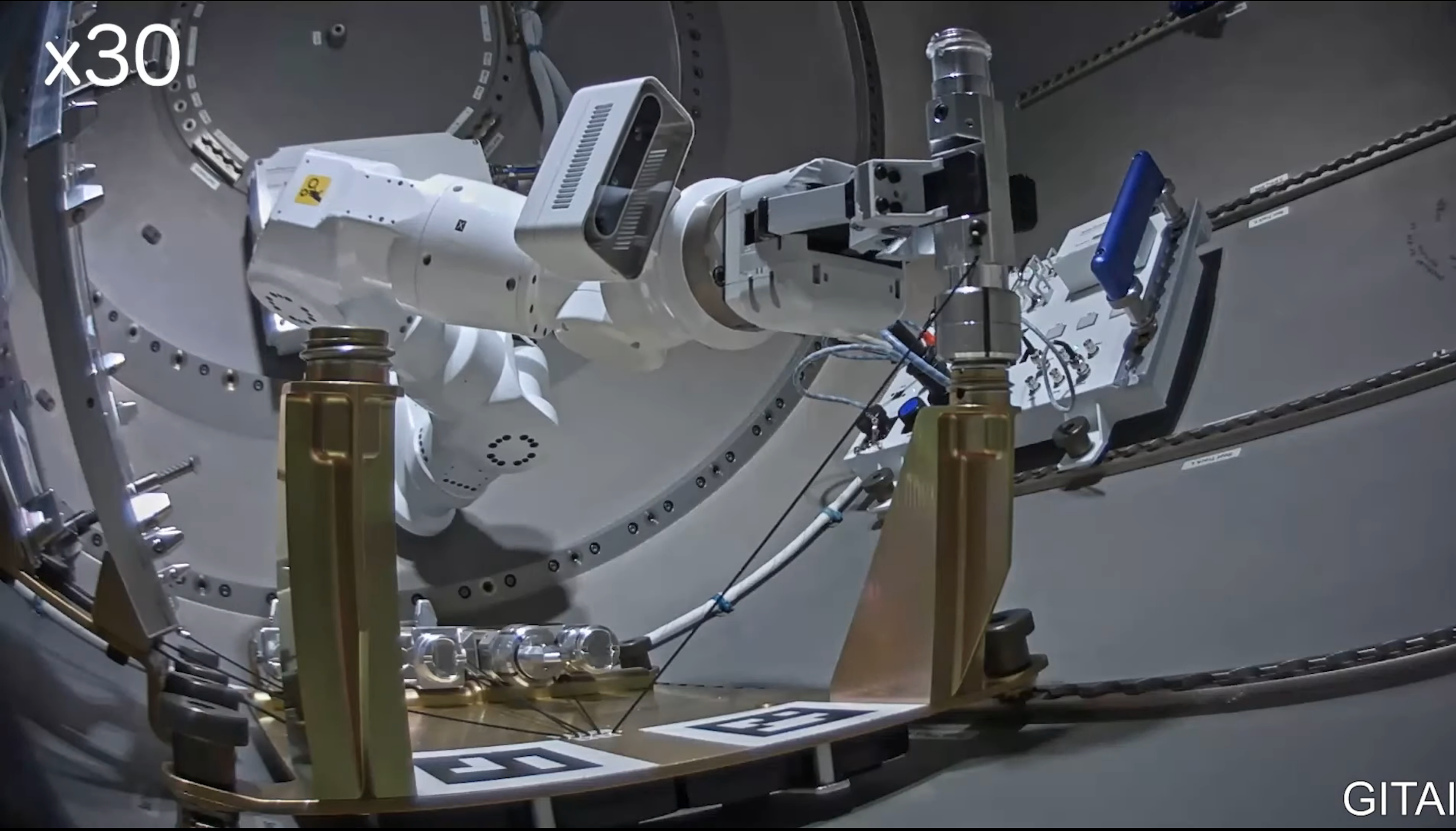 Роботизована рука провела ремонт на МКС - фото 1